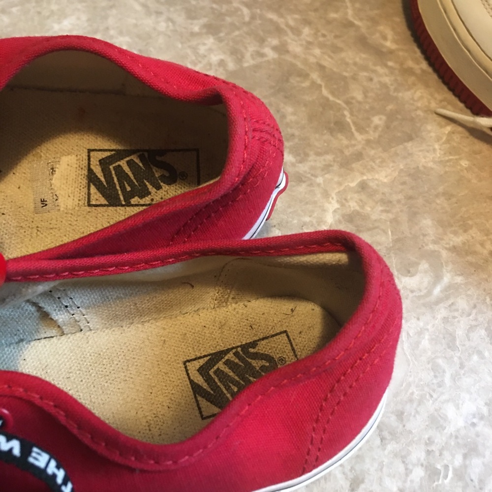 Vans - Picture 7 of 7